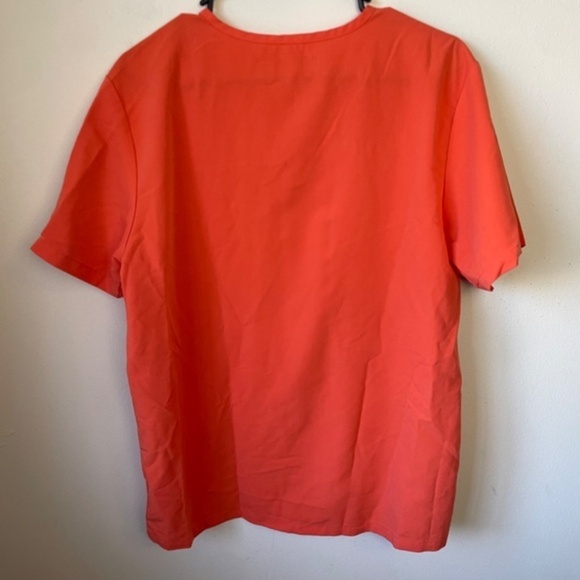 Figs Limited Edition Leon Three-Pocket Scrub Top Sunset Orange - Picture 2 of 5